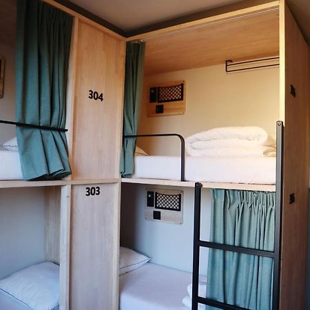 The Bee Hostel Amsterdam Ngoại thất bức ảnh