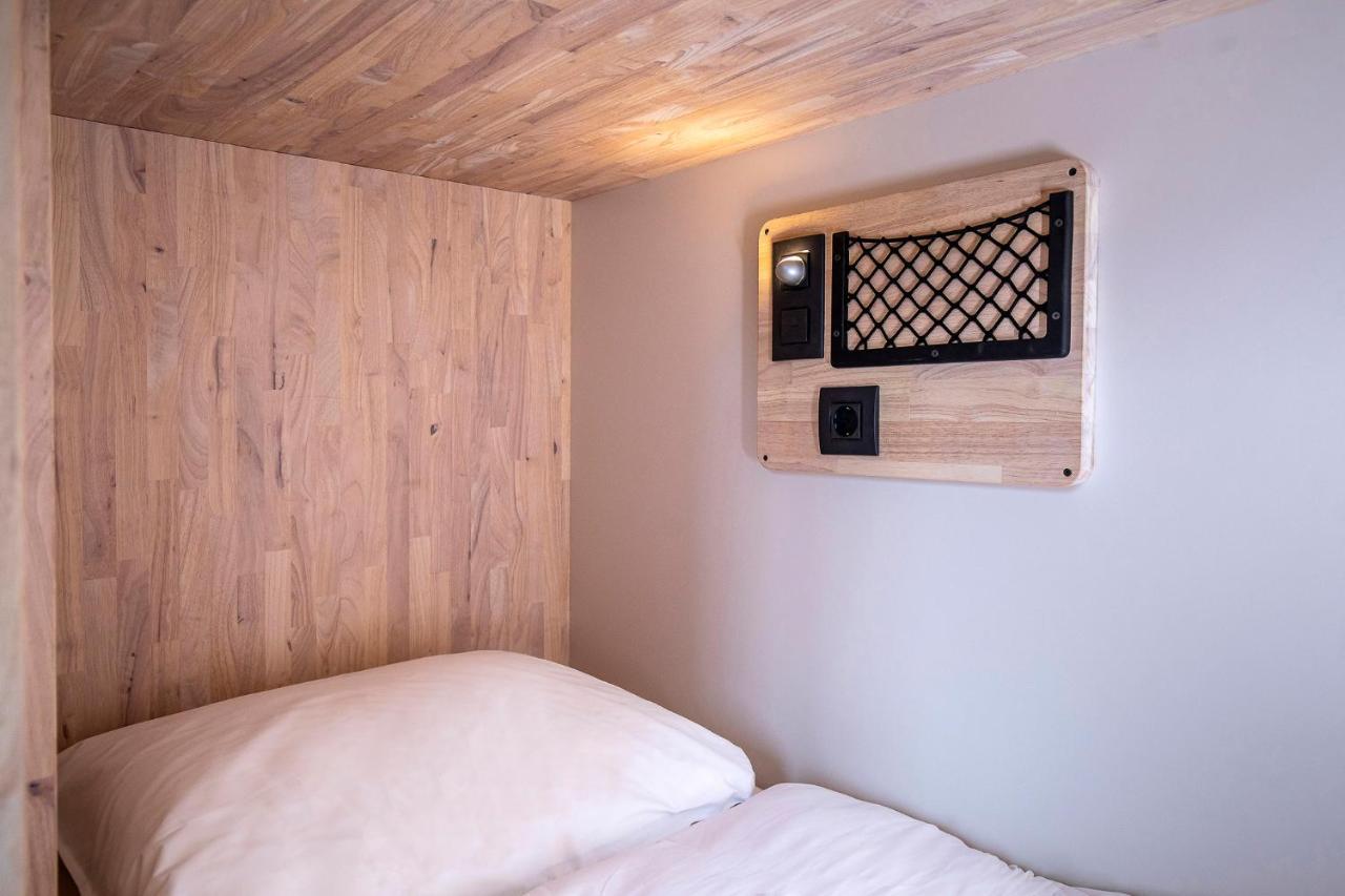 The Bee Hostel Amsterdam Ngoại thất bức ảnh
